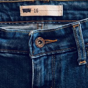 Levi’s Classic Denim Jean Shorts Cowgirl Summer